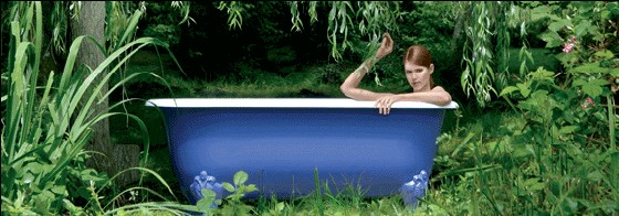 | IDEO BAIN, MET EN SCENE LES TENDANCES