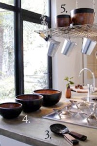 | UMAE UN DESIGN A CHARGE DE VALEURS