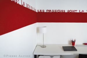 | TONY LEMALE, HOMME D'INTÉRIEUR