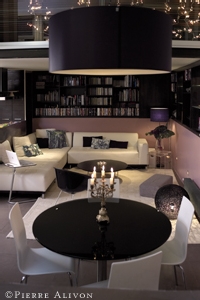 | TONY LEMALE, HOMME D'INTÉRIEUR