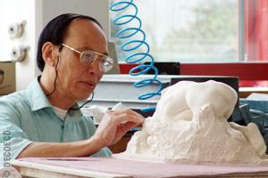 | L'ATELIER DE MOULAGE DE LA RMN, MET L'ART A L'ŒUVRE 