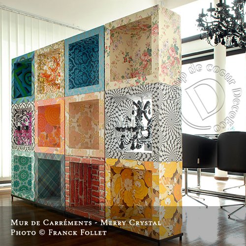 MERRY CRYSTAL MERRY CRYSTAL