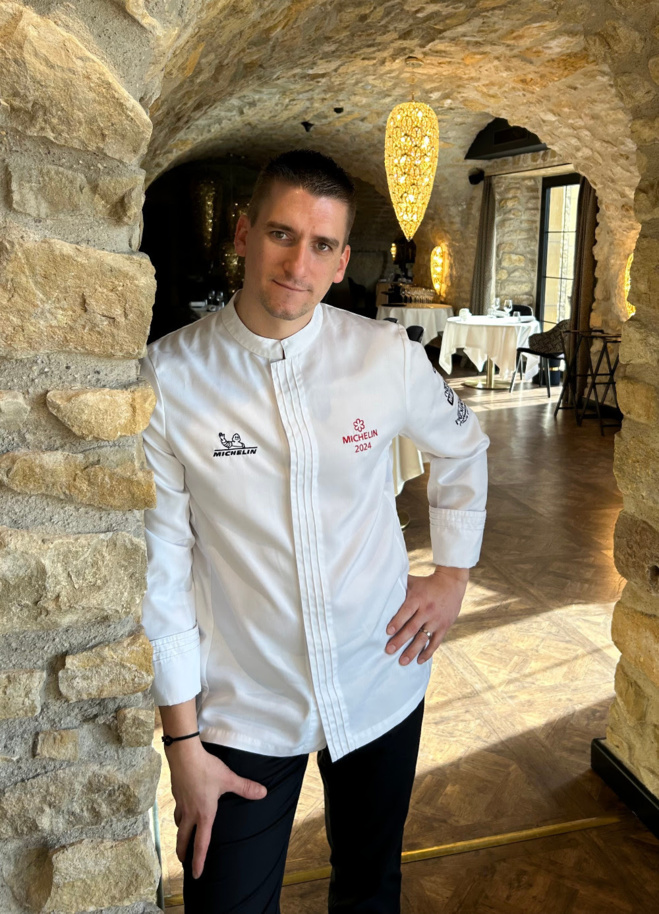 Benoit Potdevin, le chef étoilé et éco-responsable du Domaine de la Klauss Benoit Potdevin, le chef étoilé et éco-responsable du Domaine de la Klauss