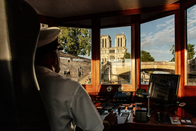 Bateaux Parisiens : une nouvelle croisière pour redécouvrir Notre-Dame depuis la Seine Bateaux Parisiens : une nouvelle croisière pour redécouvrir Notre-Dame depuis la Seine
