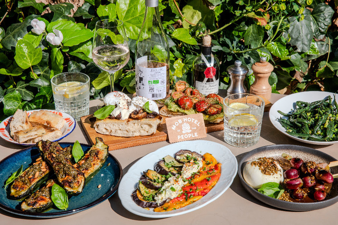 Le MOB Hotel Paris Les Puces présente sa nouvelle carte de printemps