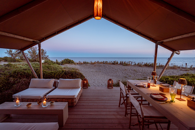 Terre di Sacra : quand le charme rural embrasse la mer dans un sanctuaire de luxe sauvage en Italie Terre di Sacra : quand le charme rural embrasse la mer dans un sanctuaire de luxe sauvage en Italie