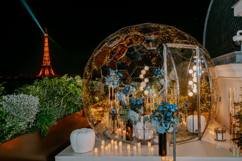 Le Peninsula Paris et Roche Bobois présentent deux refuges d'hiver sur les toits de Paris