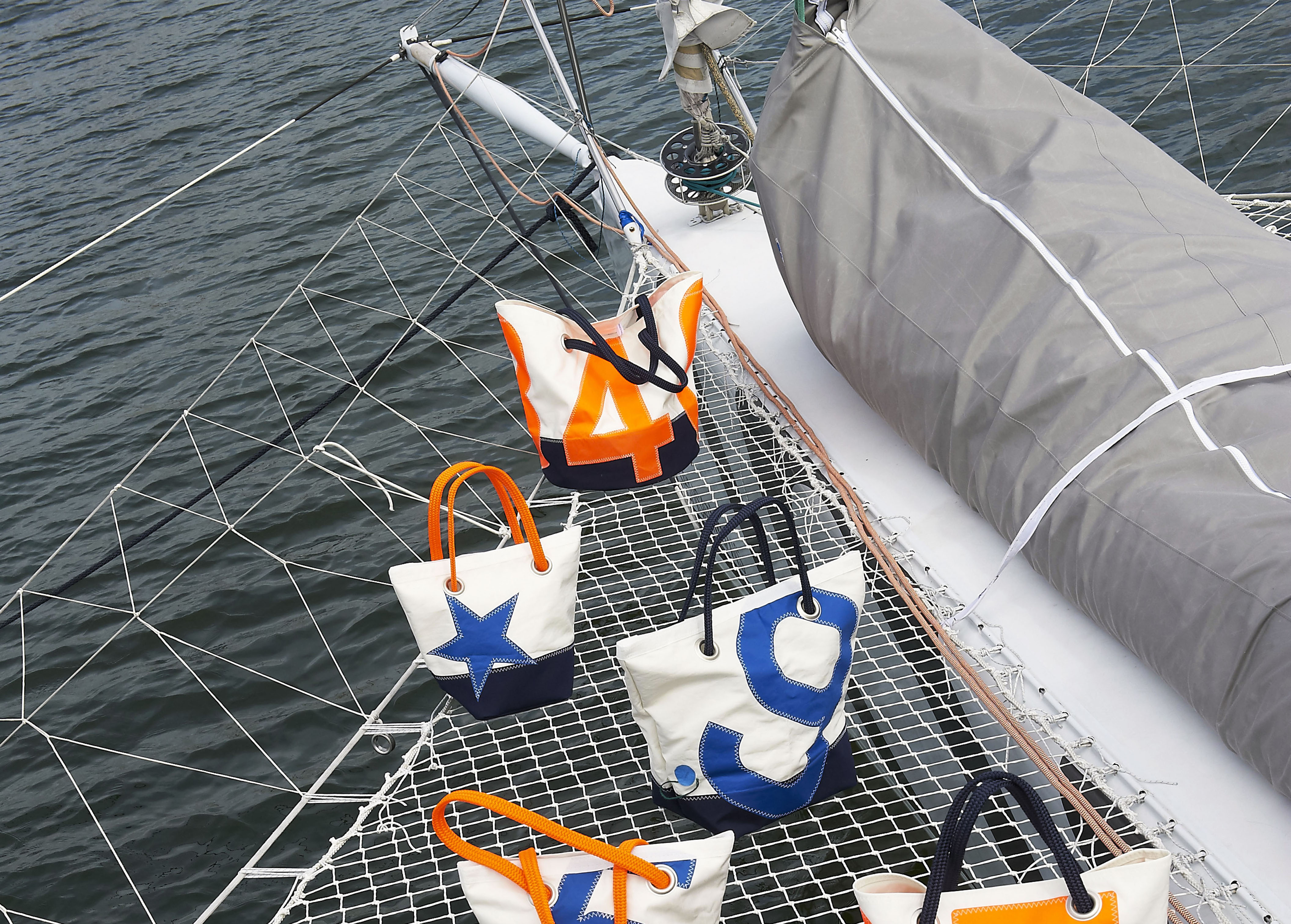 727sailbags : des sacs en voiles de bateau recyclées