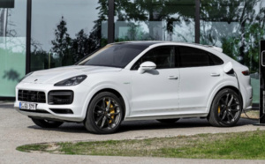 Le plus puissant des Porsche Cayenne est un modèle hybride rechargeable