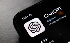 L’empreinte carbone mensuelle de ChatGPT équivaut à 260 vols transatlantiques