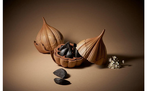 The Peninsula Paris présente sa création de Pâques en trompe-l'oeil : « TRÉSOR D’ÉBÈNE »