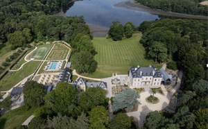 Une cinquième étoile pour le Domaine de Locguénolé, Relais &amp; Châteaux