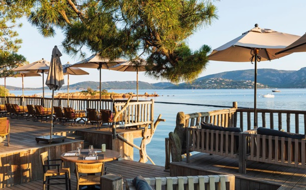 Séjour les pieds dans l’eau : le Grand Hôtel de Cala Rossa à Lecci de Porto-Vecchio