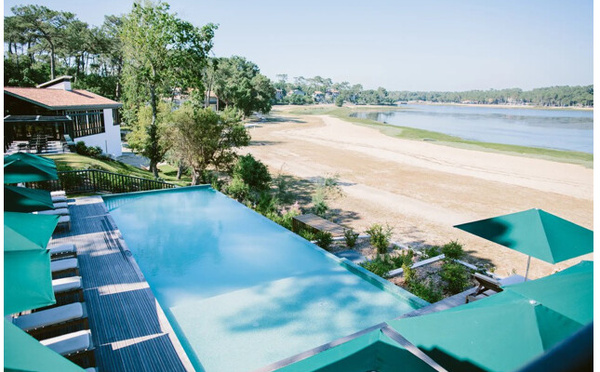 Maisons R&amp;C pour une escapade au bord de l'eau : Les Hortensias du Lac