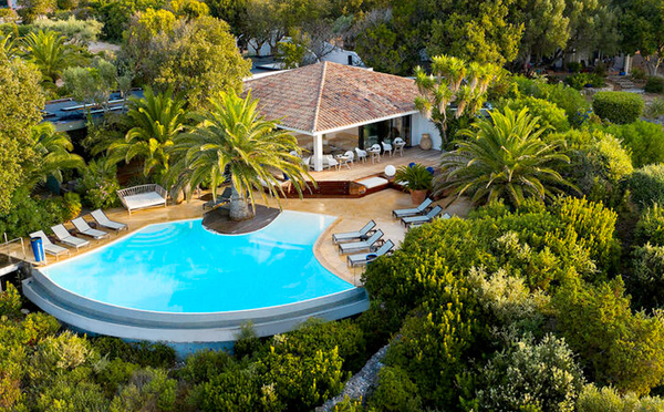 Hôtel Cala di Greco : L'élégance discrète d'un écrin corse à Bonifacio