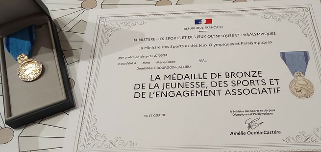 MÉDAILLES JEUNESSE ET SPORT EN ISÈRE