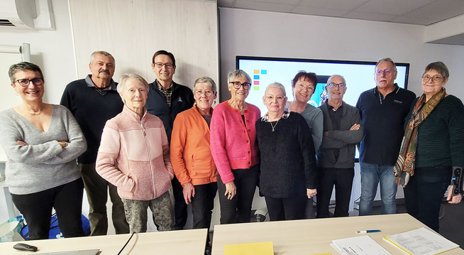 VAR : DES ACTIONS DE FORMATION DES BÉNÉVOLES VAR : DES ACTIONS DE FORMATION DES BÉNÉVOLES