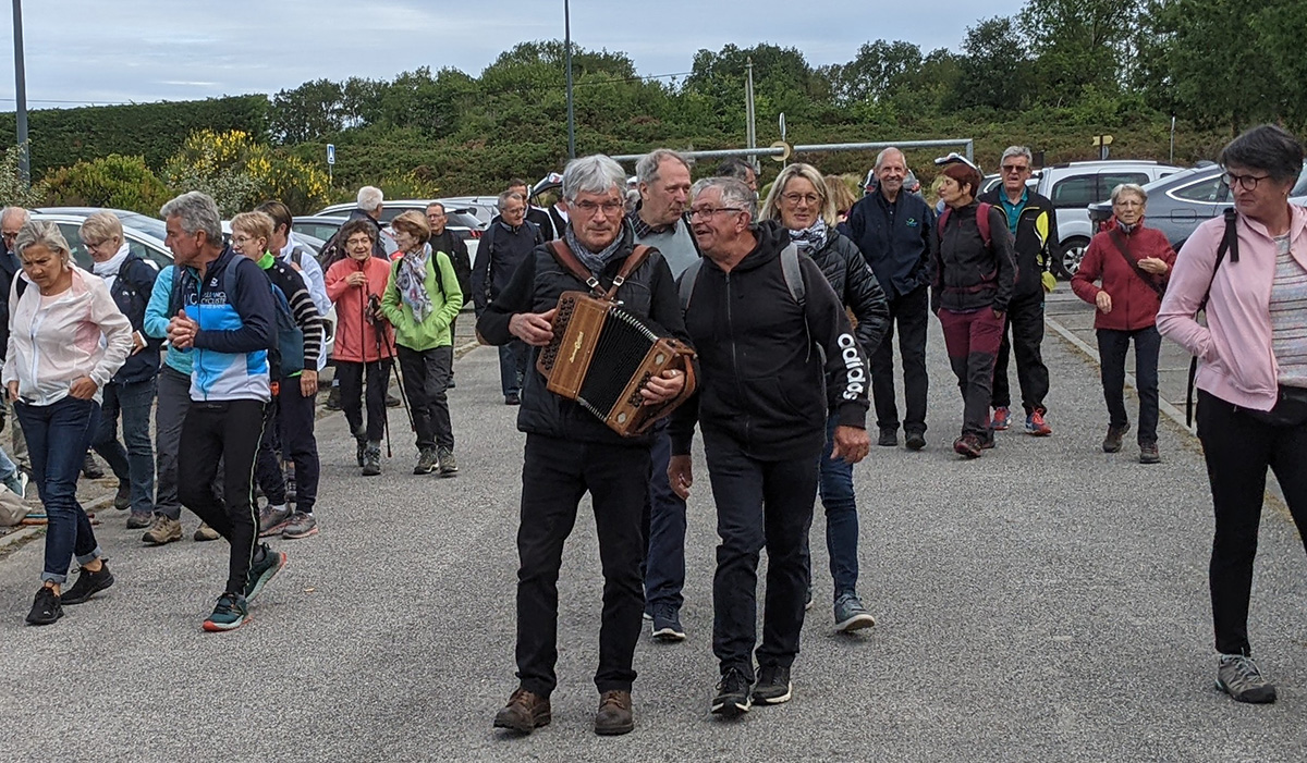 Animateurs et dirigeants en journée festive à Pipriac