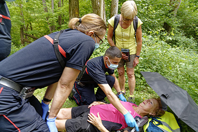 Arrivée des pompiers vers le blessé