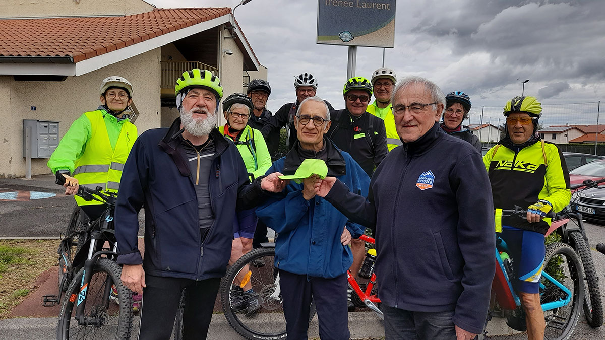 LE CLUB DE VEAUCHE FRANCHIT UN CAP
