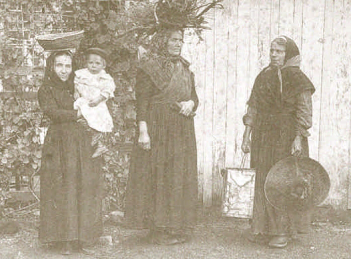 Maria si face insantula Maria si face insantula