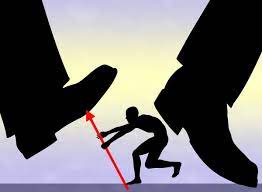 LA RESISTANCE A L'OPPRESSION, DROIT FONDAMENTAL OU PRINCIPE PHILOSOPHIQUE ?