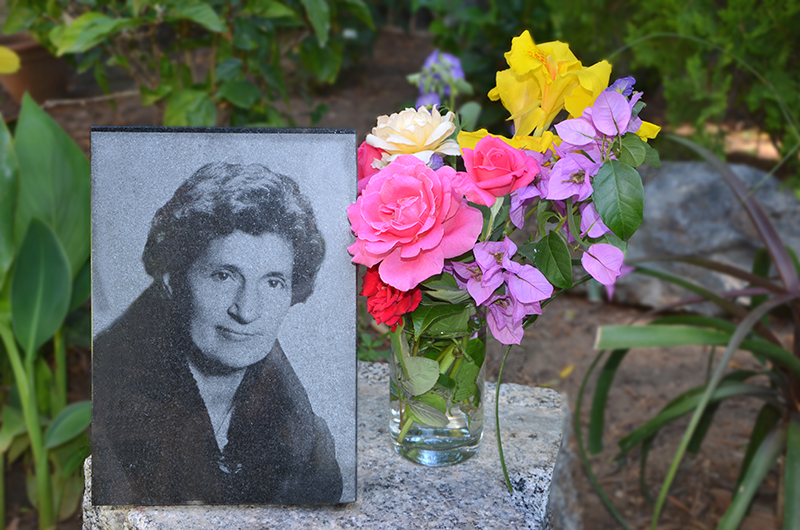 Gravure sur granit taille 21 cm x 30 cm Gravure sur granit taille 21 cm x 30 cm