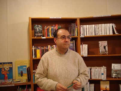 José Manuel Ulloa Canas est véritablement bien informé et c’est un grand connaisseur de littérature.