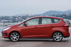 Ford C-Max monospace compact