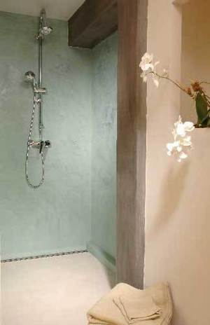 salle de bains : douche italienne