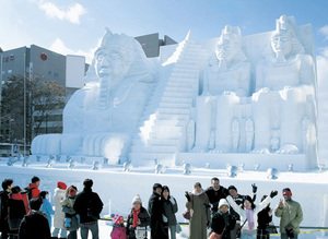 Japon, statues de glace