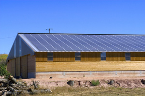 semur en auxois, l'installation de panneaux solaires agricoles a le vent en poupe