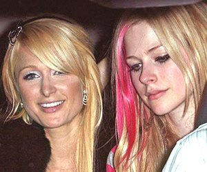 Avril Lavigne et Paris Hilton piègent la presse people