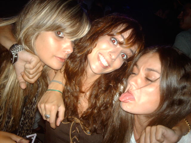 gal-339579.jpg gal-339579.jpg