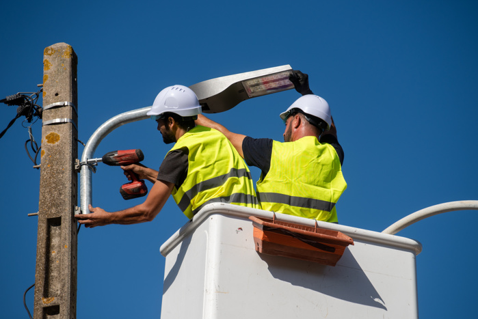 Transition Energetique : La Ville démarre un chantier exceptionnel de modernisation de l’éclairage public Transition Energetique : La Ville démarre un chantier exceptionnel de modernisation de l’éclairage public