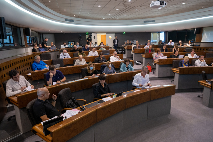 Navires de croisières : le maire propose une règlementation environnementale stricte dès 2023 