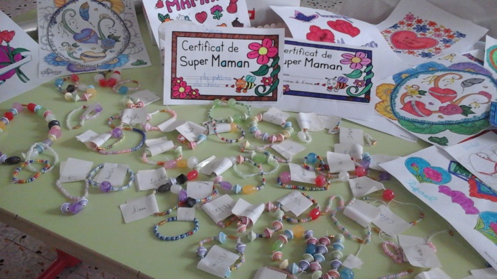 Activités périscolaires : Ateliers artistiques et sportifs Activités périscolaires : Ateliers artistiques et sportifs