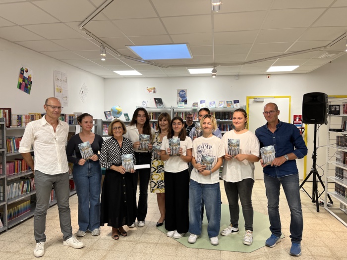 Résidence de création littéraire : Des élèves du lycée Saint-Paul dévoilent leur premier ouvrage Résidence de création littéraire : Des élèves du lycée Saint-Paul dévoilent leur premier ouvrage