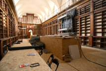 Les systèmes électriques, de sécurité et du contrôle de l'air seront entièrement mis aux normes. Les systèmes électriques, de sécurité et du contrôle de l'air seront entièrement mis aux normes.