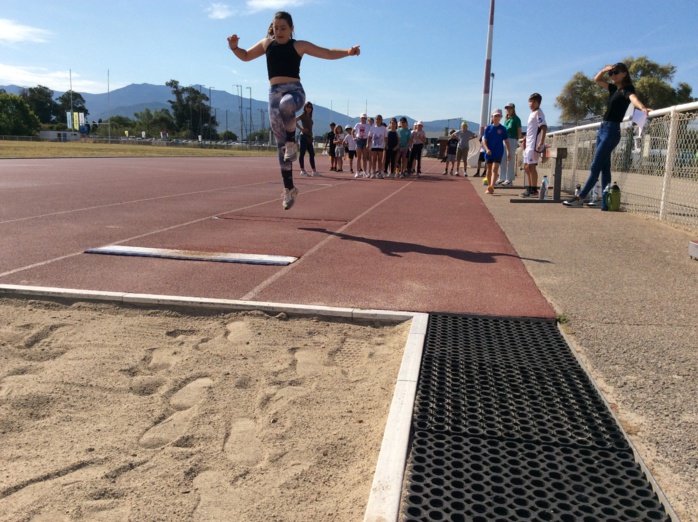 Scontru ulimpicu in Vignetta pà a Festa di a lingua corsa in Aiacciu Scontru ulimpicu in Vignetta pà a Festa di a lingua corsa in Aiacciu