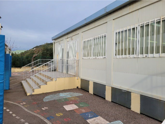 Accès au bâtiment des élèves de maternelle. Accès au bâtiment des élèves de maternelle.