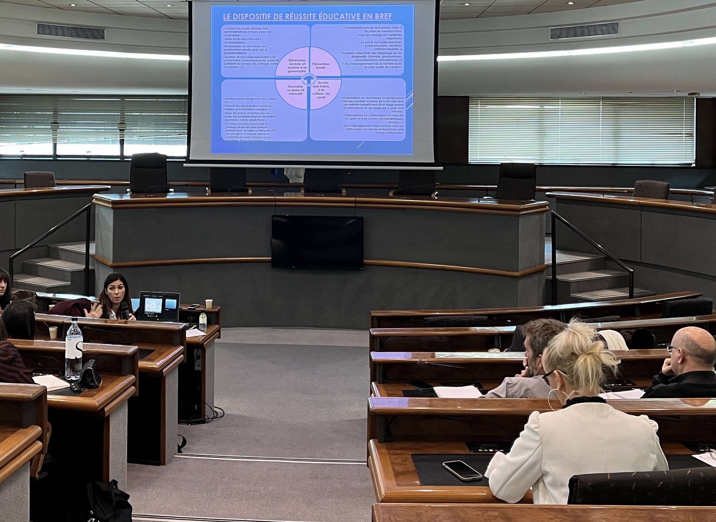 Bilan dans un contexte particulier sur dispositif de réussite éducative de la Ville d'Ajaccio.