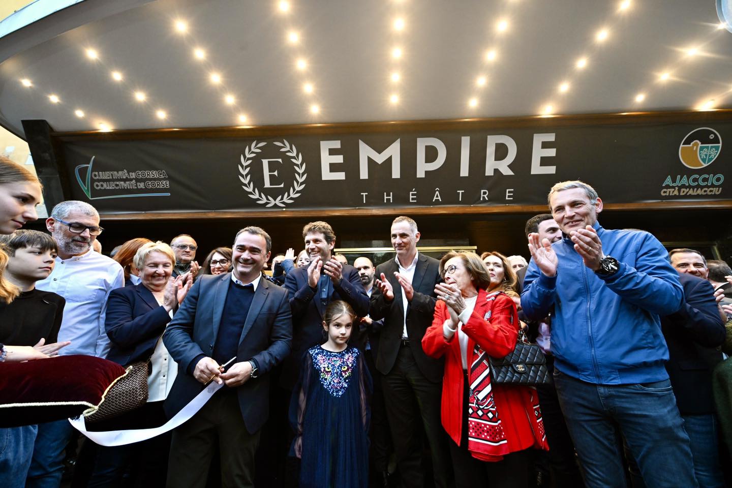 Lever de rideau sur le théâtre L’Empire