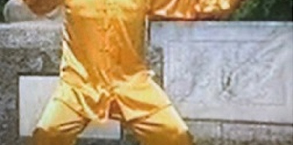 8 brocards de soie par Maître Bouchiba version historique