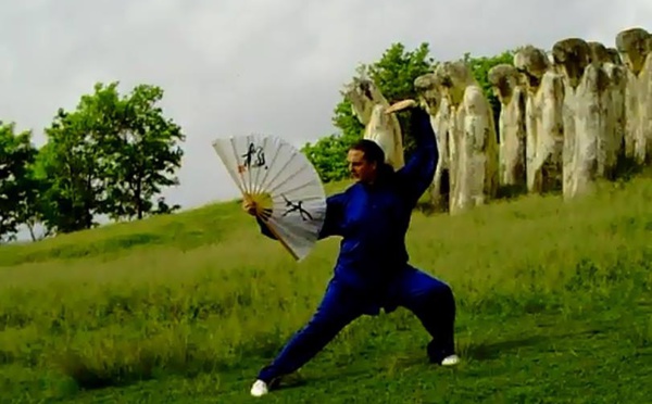 L'Eventail en Taichichuan style Yang par Najib Bouchiba