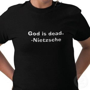 Et si cet été, au lieu de s'affiner pour frimer sur la plage, on apprenait à s'affirmer avec Nietzsche ?!