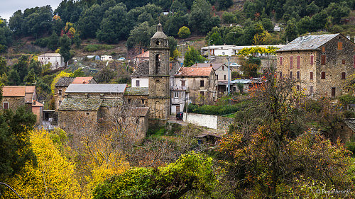 STORIA DI CORSICA : 1729, a rivolta di Bustànicu