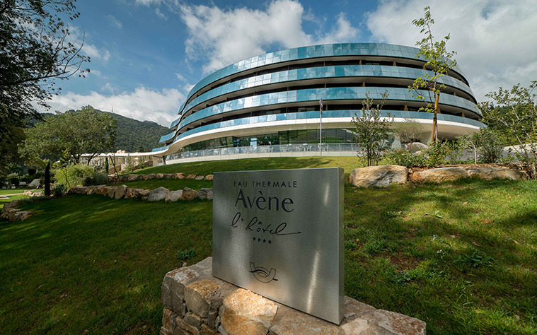 Construction designed by M. Roger Taillibert and Pierre Fabre laboratories (all rights reserved)