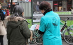 De Vrijwilligers van “Zeg nee tegen Drugs België” aanwezig tegenover De Beurs