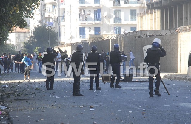Émeute à Alger, janvier 2011